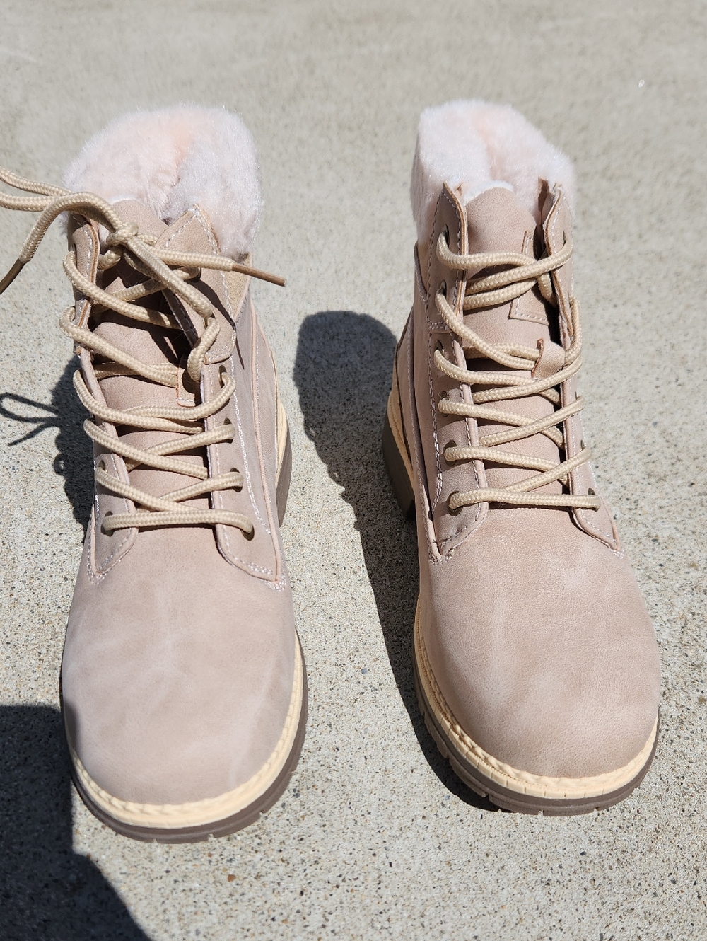 NIB Anjoufemme Shoes Womens Tan Lace-Up Cozy Ankle Boots w/Faux Fur Sz 7.5